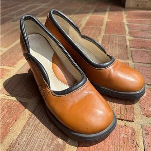 John Fluevog Lily Darling Brown Leather Shoes - size 9 GUC
